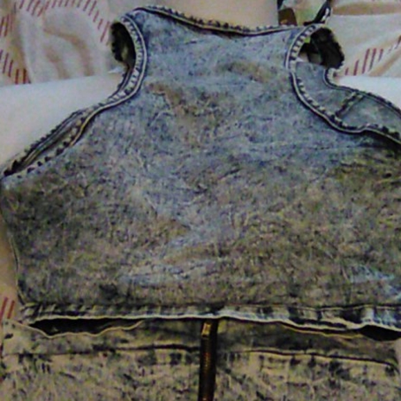 Two piece outfit - Picture 3 of 4